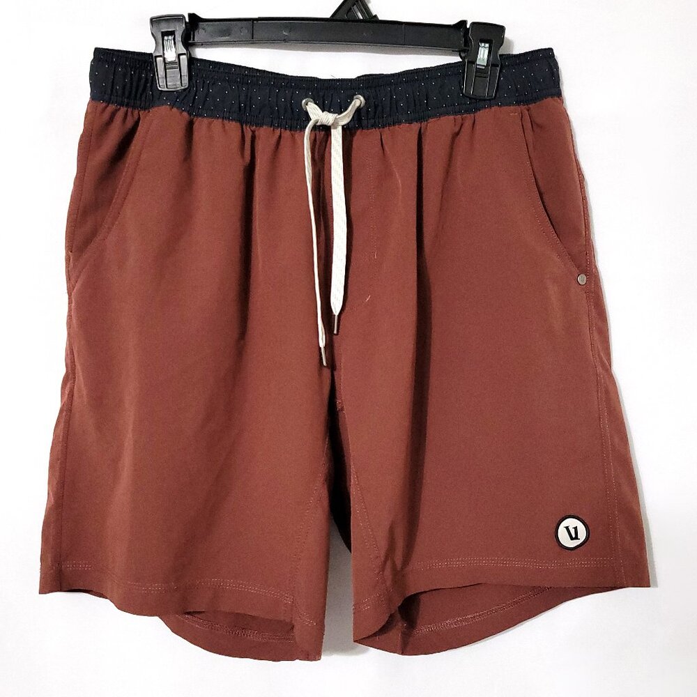 Vuori Mens Kore Shorts Size L Drawstring Lined Pockets Brick Red Performance Gym
